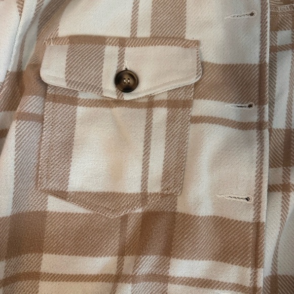 Love Tree Thick Fleece Flannel Cropped Jacket Size Small - Picture 3 of 4